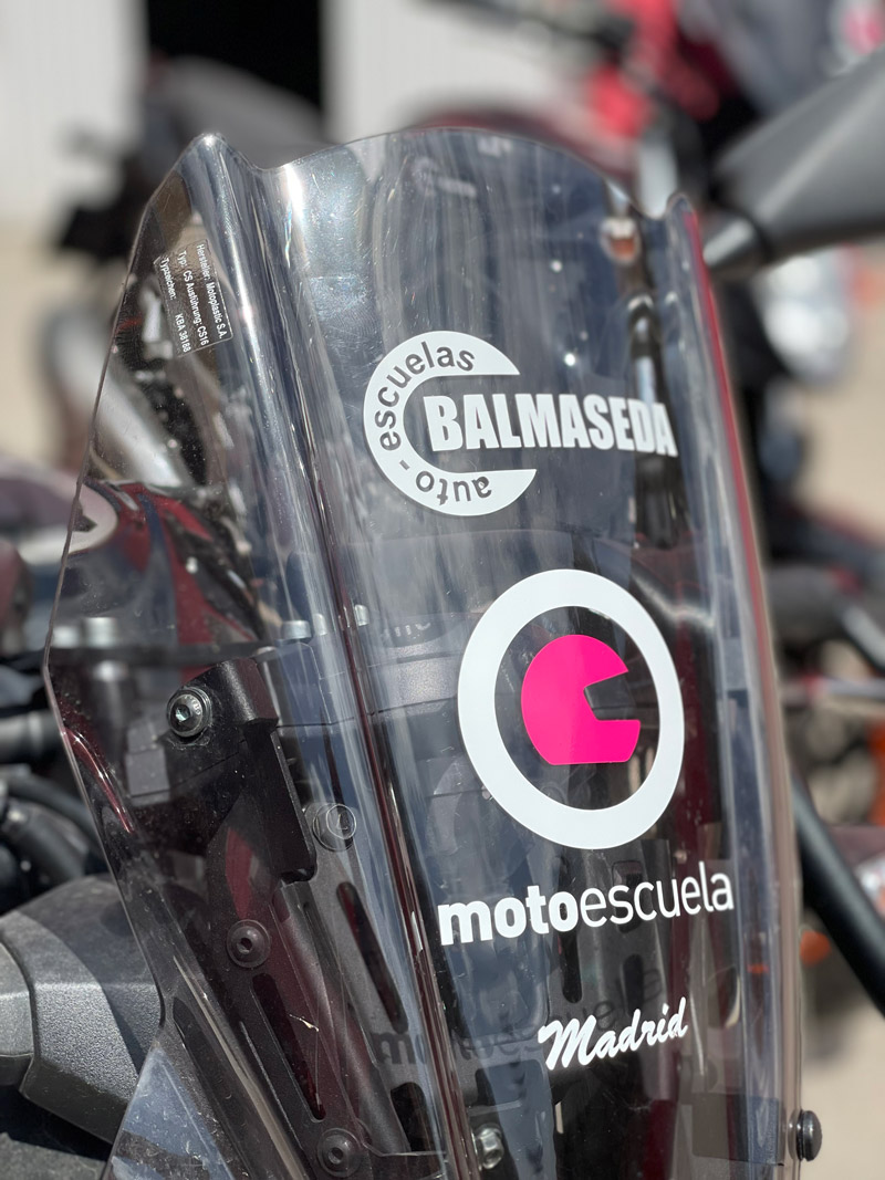 autoescuela-balmaseda-fondo-datos